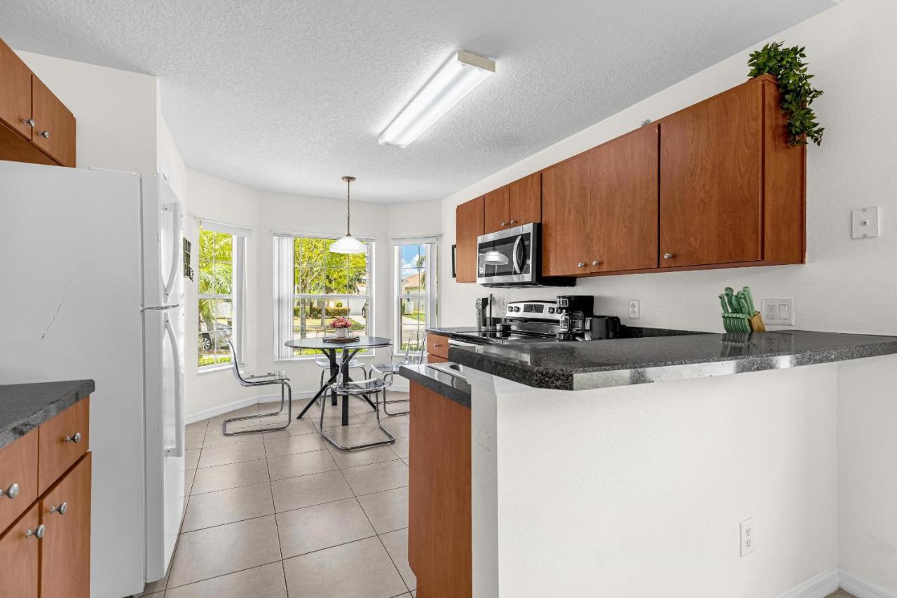 Glamorous House In Disney Area Heatable Private Pool كيسيمي المظهر الخارجي الصورة